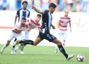 الأهلي المصري يراقب هشام بكار