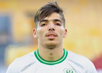 إدارة المصري البورسعيدي تغلق الباب أمام رحيل نجمها الجزائري عبد الرحيم دغموم