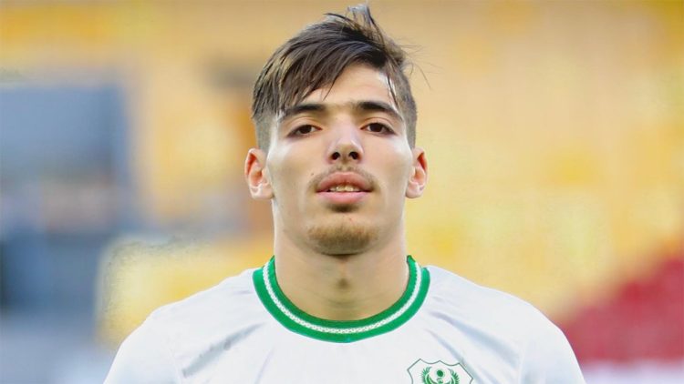 إدارة المصري البورسعيدي تغلق الباب أمام رحيل نجمها الجزائري عبد الرحيم دغموم