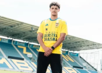 بعد إيغاماني، ليل يستهدف باوف: اللاعب جاهز للانضمام إلى الدوري الفرنسي