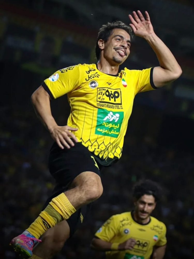 الوداد يفتح قنوات التفاوض مع وسام بن يدر