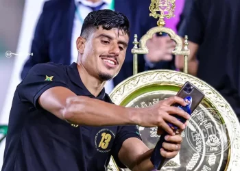 الرجاء البيضاوي يُضحي بالمال للإبقاء على خافيفي