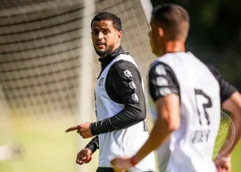 فورتونا ستارد يطلب 3 ملايين يورو مقابل إيحاتارين