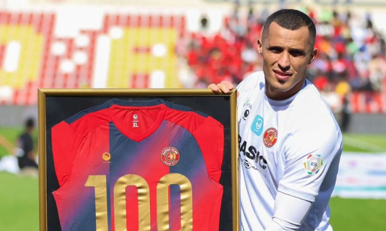 الحارس الدولي الجزائري مصطفى زغبة يُوضّح حقيقة عرض مولودية وهران