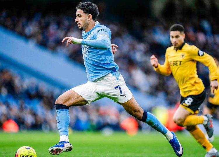 هل سينتقل عمر مرموش إلى برشلونة؟