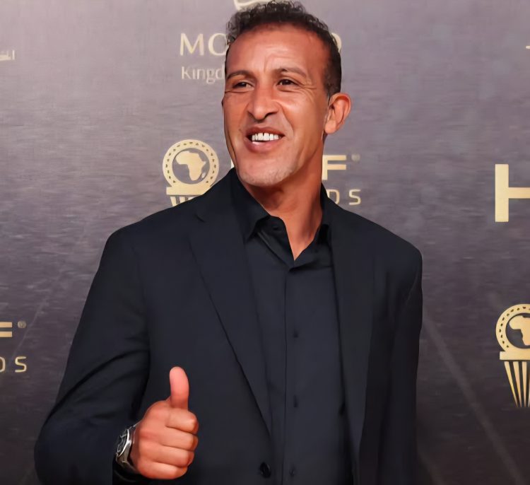 مصطفى حجي لموقع “مغرب-فوت”: قرار متأخر للاتحاد الإفريقي لكرة القدم أفقد التتويج المغربي نكهته رغم أحقيته القانونية