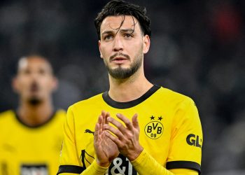 المدرب الجزائري جيلالي بهلول: “رامي بن سبعيني سيغادر بوروسيا دورتموند بعد المونديال وأتمنى رؤيته في أولمبيك مارسيليا”