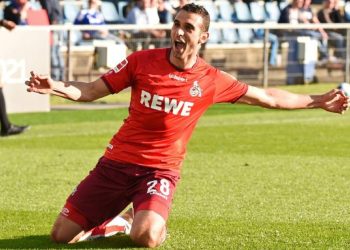 إلياس السخيري: مسيرته، رسوم انتقاله، راتبه، والمزيد