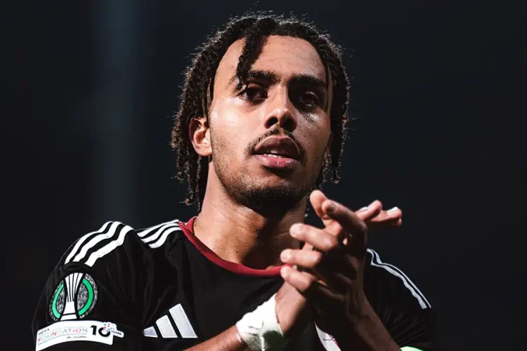 تشير التقارير إلى أن غويلا دويه ضمن قائمة المرشحين لضمه من قبل باريس سان جيرمان.