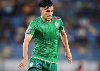 مصدر لموقع “مغرب-فوت”.. محمد بولكسوت مستمر مع الرجاء وليست هناك أي نية لرحيله