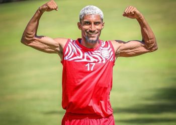 أنجيه الفرنسي يراقب غيث الزعلوني