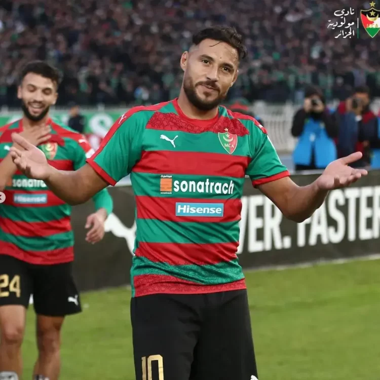 مصدر خاص يكشف حصريا لـ “مغرب فووت”: “بلايلي مُعاقب من طرف الفيفا حتى مارس 2027 وإدارة مولودية الجزائر غير مُتحمّسة لإعادته”