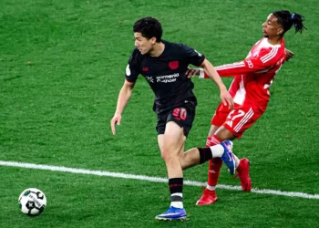 تشيلسي وأستون فيلا يتنافسان على ضم إبراهيم مازا