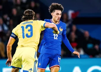 باريس سان جيرمان يُعيد تفعيل صفقة مغنيس أكليوش