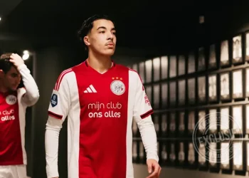 ريان بونيدة، جوهرة أياكس، يجذب اهتمام أندية الدوري الألماني