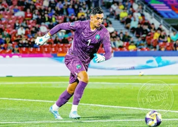 معركة شرسة على ضمّ الموهبة المغربية يانيس بنشووش