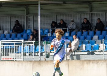 ميلان موريتو، الموهبة الفذة ذات الخمسة عشر عامًا، جاهز لارتداء قميص المنتخب الجزائري