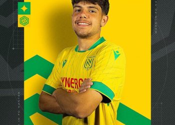 توم راياني يوقع أول عقد احترافي له مع نادي نانت.