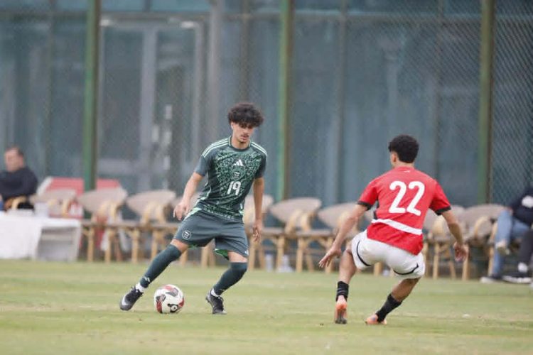 الموهبة الجزائرية عبد الرحمن عاشوري يطرق أبواب الإحتراف في أوروبا