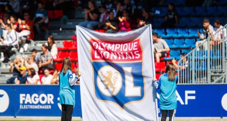 داريل بن لحلو يقترب من توقيع أول عقد احترافي له مع أولمبيك ليون