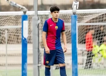 أحمد أبركان يوقع عقدًا جديدًا في أكاديمية لاماسيا