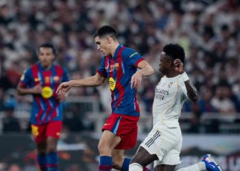 توقعات مباراة برشلونة وريال مدريد: احتمالات 2.65 للكلاسيكو