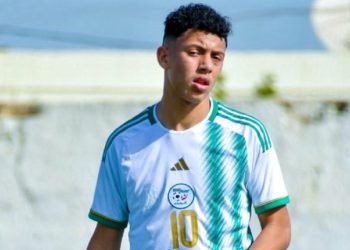 نادي بارادو الجزائري يرفض عروضًا فرنسية عديدة لضم نجمه الصاعد ياسين عابد