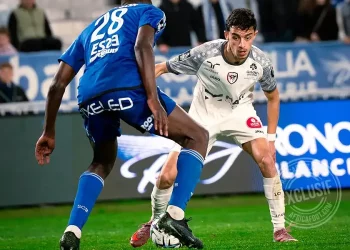 المغرب الفاس يُبرم صفقة رائعة بضم أمين الفارسي