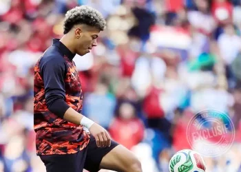 الاتحاد يواصل مساعيه لضم إمام عاشور، لكن الأهلي مصرّ على موقفه.