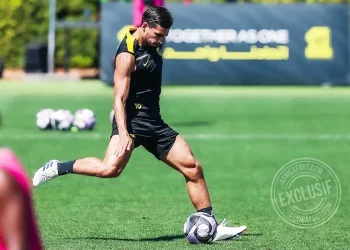 عوار على وشك إعادة إطلاق مسيرته الكروية في أوروبا