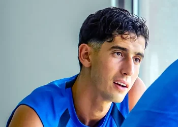 هل انتهى مشوار نايف أكرد مع أولمبيك مارسيليا؟