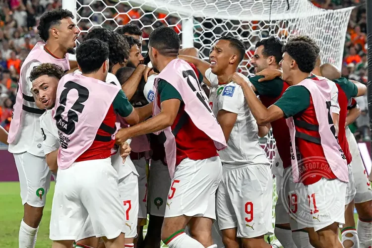 المغرب – هولندا: لحظات الفرح والحزن بعد تأهل أسود الأطلس