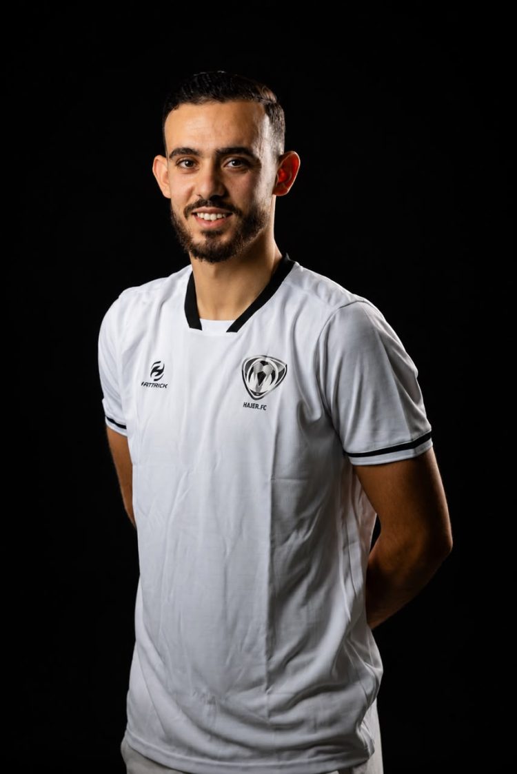 بعد توقيعه في هجر السعودي… الجزائري أيوب دربال لـ “maghreb – foot”: “أسعى للنجاح في هذه التجربة الإحترافية والصعود إلى دوري روشن”