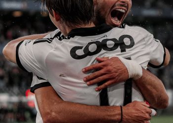 حصري لـ “maghreb-foot”… أمين شياخة يرفض عرضان أوروبيان ويُصرّ على البقاء في روزنبورغ النرويجي