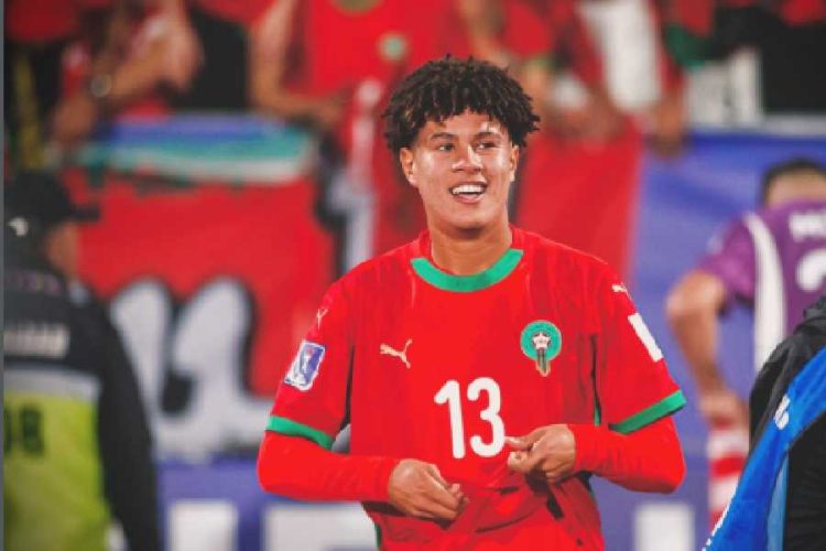 كريستال بالاس يُبدي اهتمامًا كبيرًا بضمّ طه مجني