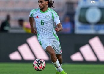 خاص… المدافع ياسين شعيب يُوقّع عقدا إلكترونيا في مولودية الجزائر