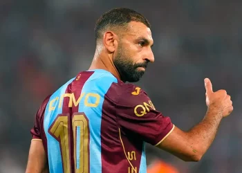 محمد صلاح في قمة تألقه أمام غلطة سراي