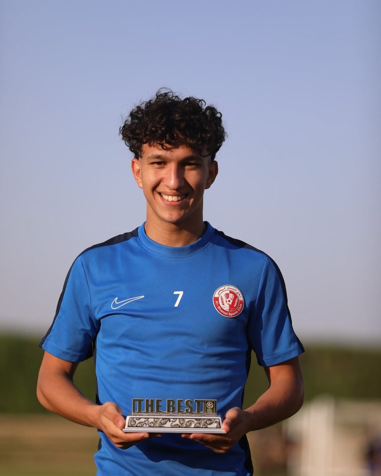موقع “maghreb-foot” يكشف حصريا تفاصيل صفقة الجزائري محمد عمر رفيق مع نادي السدّ القطري