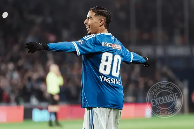 سوق الانتقالات: صلاح الدين بصير يقدم نصيحة لـ “جيسيم ياسين” في ظل اهتمام أندية الدوري الإنجليزي الممتاز
