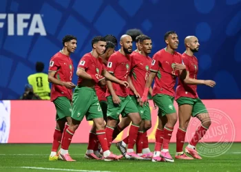 المغرب – مالي (1-1): أداء باهت من أسود الأطلس في طنجة وانتقادات لاذعة للتكتيكات