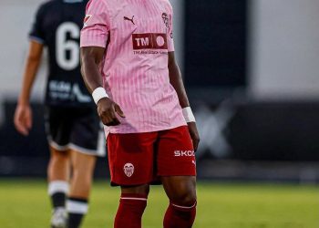 وكيل أعمال النجم المالي أليو ديانغ ينفي حصريا لـ “maghreb-foot” كل شائعات مغادرته فالنسيا الإسباني