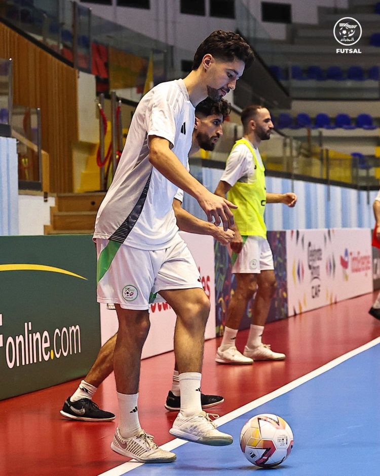 ما هي القناة الناقلة لمباراة مصر والجزائر لتحديد المركز الثالث في كأس أمم أفريقيا لكرة الصالات 2026؟